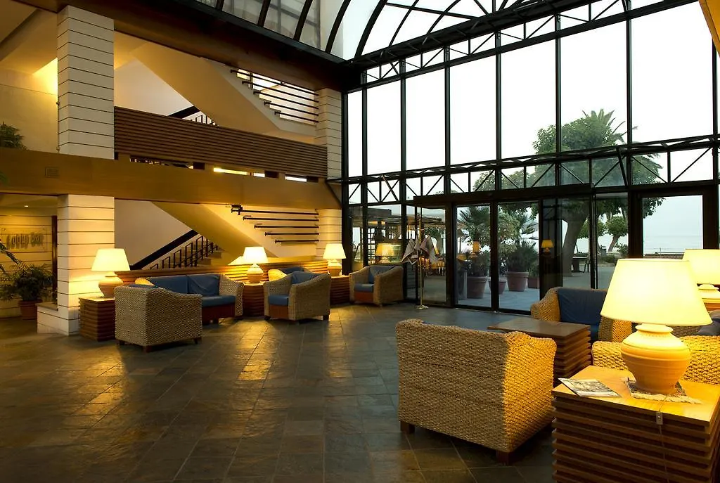 فندق Galatea Sea Palace أكيتْريتْسا