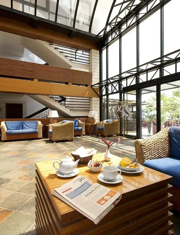 Galatea Sea Palace أكيتْريتْسا فندق